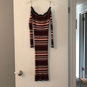 Cupcakes and Cashmere off the shoulder bodycon dress